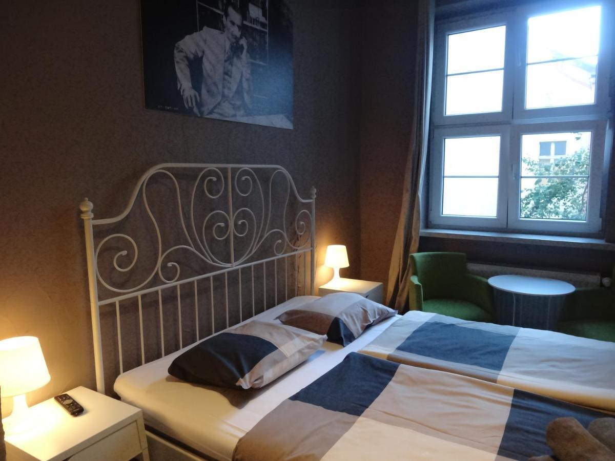 Rosemary'S Private Ensuite Rooms In Old Town بوزنان المظهر الخارجي الصورة