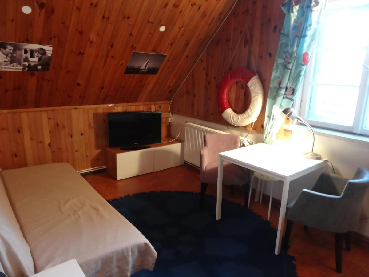 Rosemary'S Private Ensuite Rooms In Old Town بوزنان المظهر الخارجي الصورة